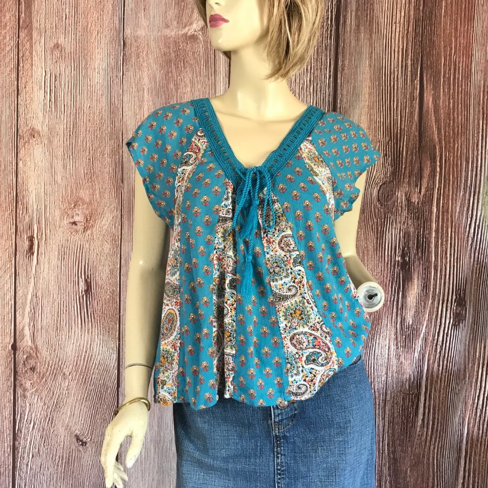 Hollister Top Medium